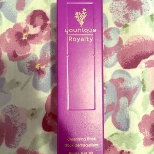 SOLD💋Younique Cleansing Stick NEW